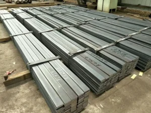 Hot rolled flat steel bars with smooth surface and precise dimensions for welding and fabrication