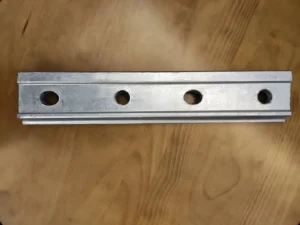 Galvanized four-hole fishplate for rail joints connection